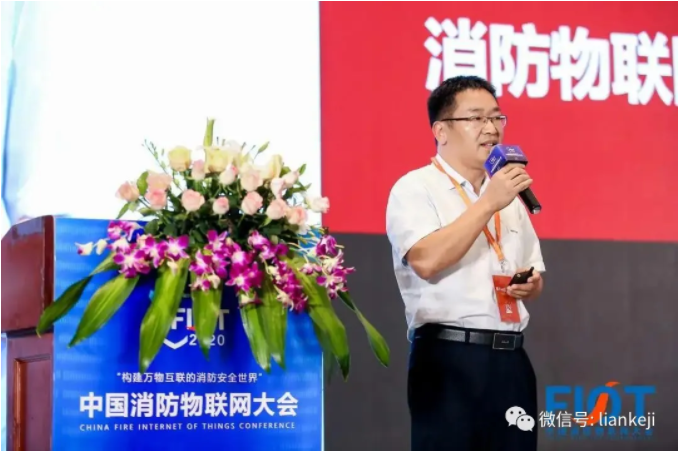 LOL(S12)全球总决赛外围总经理谢永涛 LOL(S12)全球总决赛外围总经理谢永涛